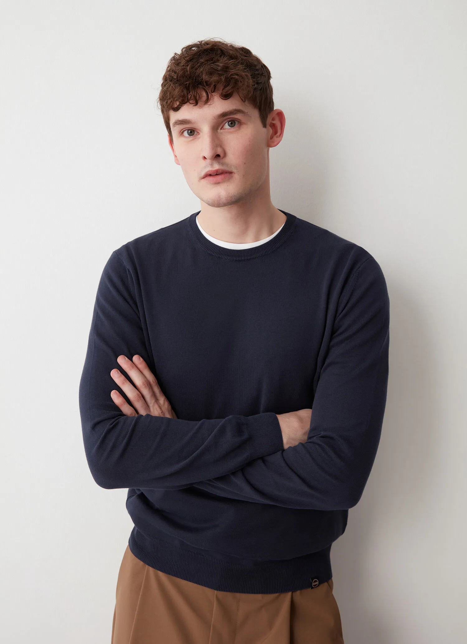 Round-neck pullover in garment-dyed cotton