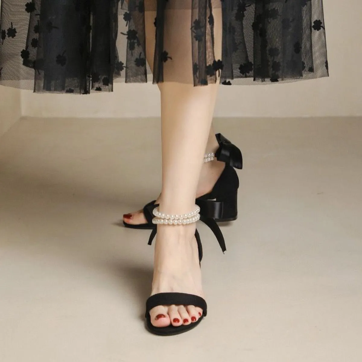 Sandali da festa con tacco trasparente Donna 2023 Cinturino con fibbia incrociata Scarpa femminile Med Scarpe incrociate Ragazze