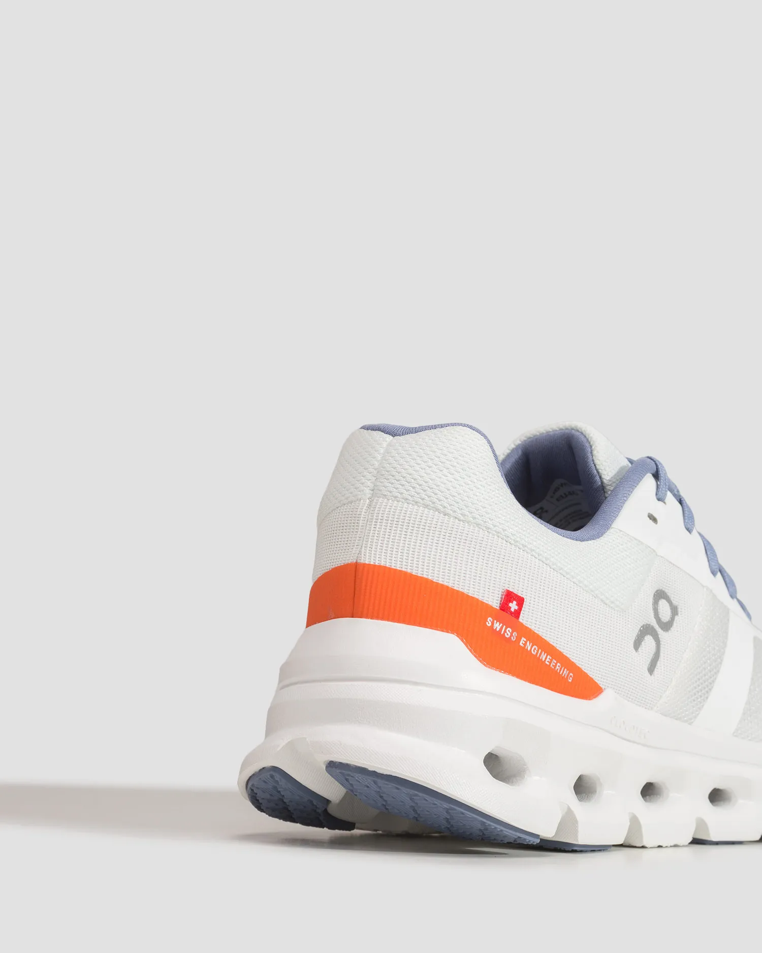 Scarpe da donna On Running Cloudrunner 4698236-undyed-white-flame