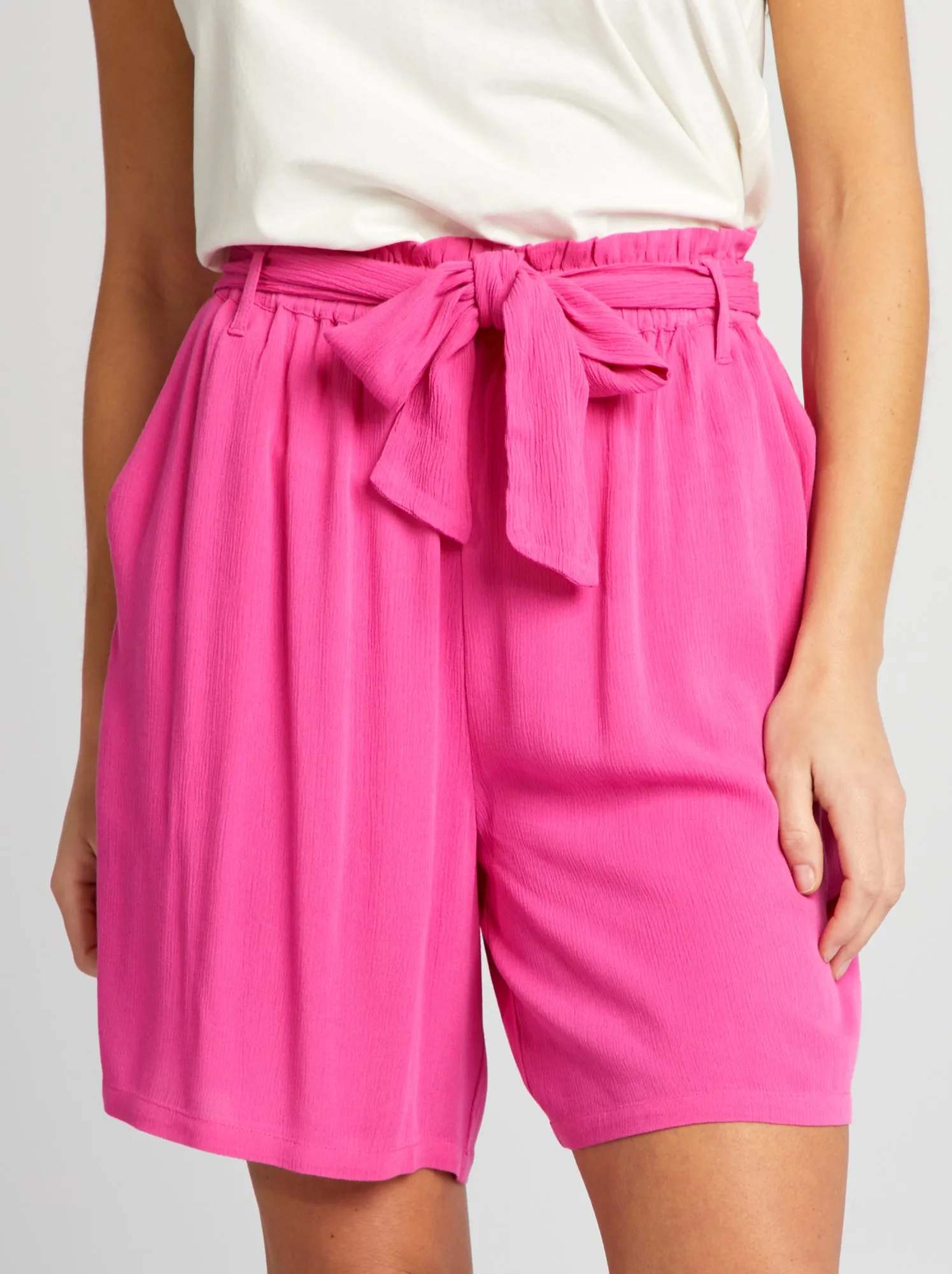 Shorts con cintura da annodare - ROSA