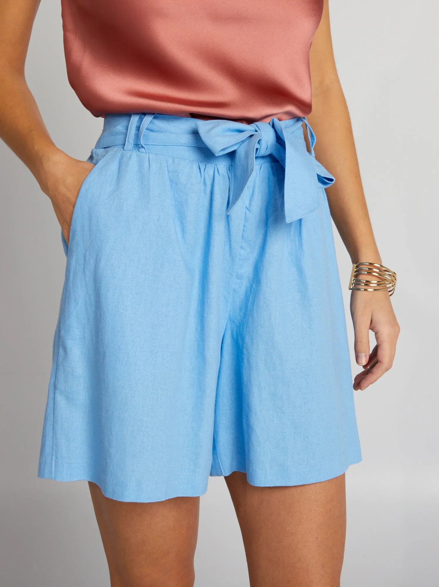 Shorts morbidi con cintura - BLU