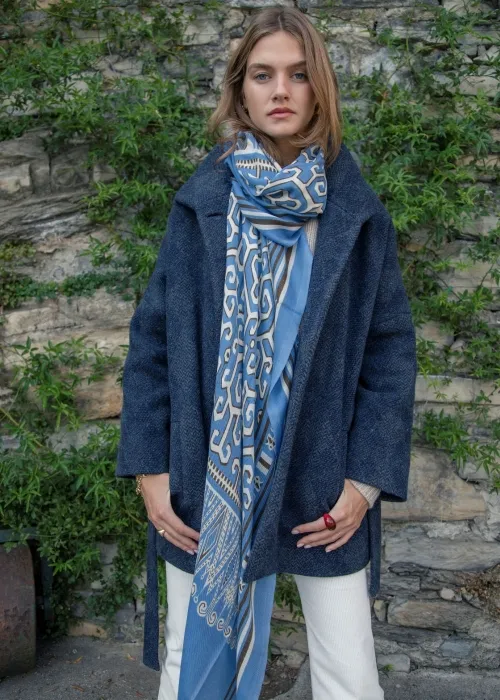 Stola in cashmere Pua Kumbu Azzurro e Bianco