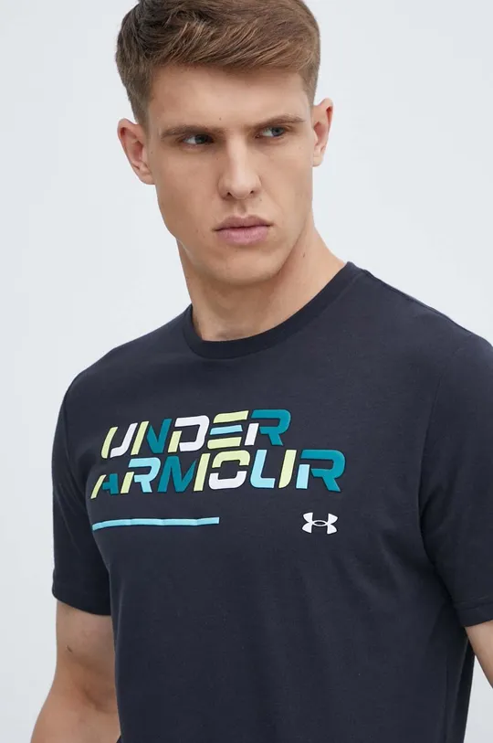Under Armour t-shirt